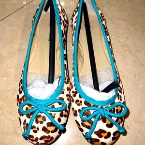 INC International Concepts Cheetah Fur Dyed Flat